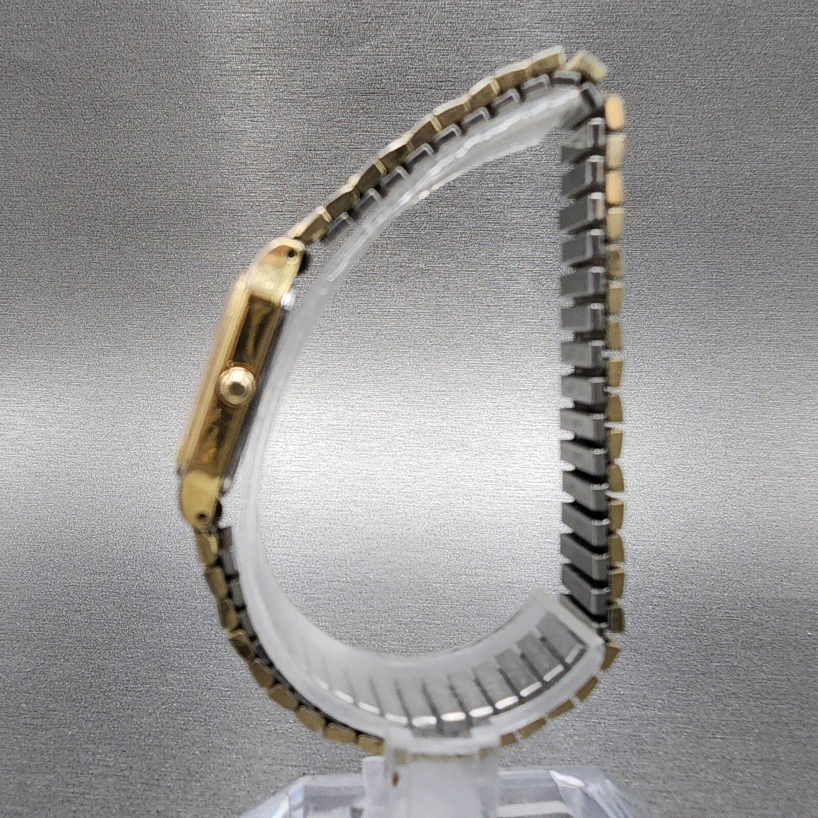 Seiko Tank Watch Women 18mm Champagne Dial Gold Tone 2p215a00 New Battery6
