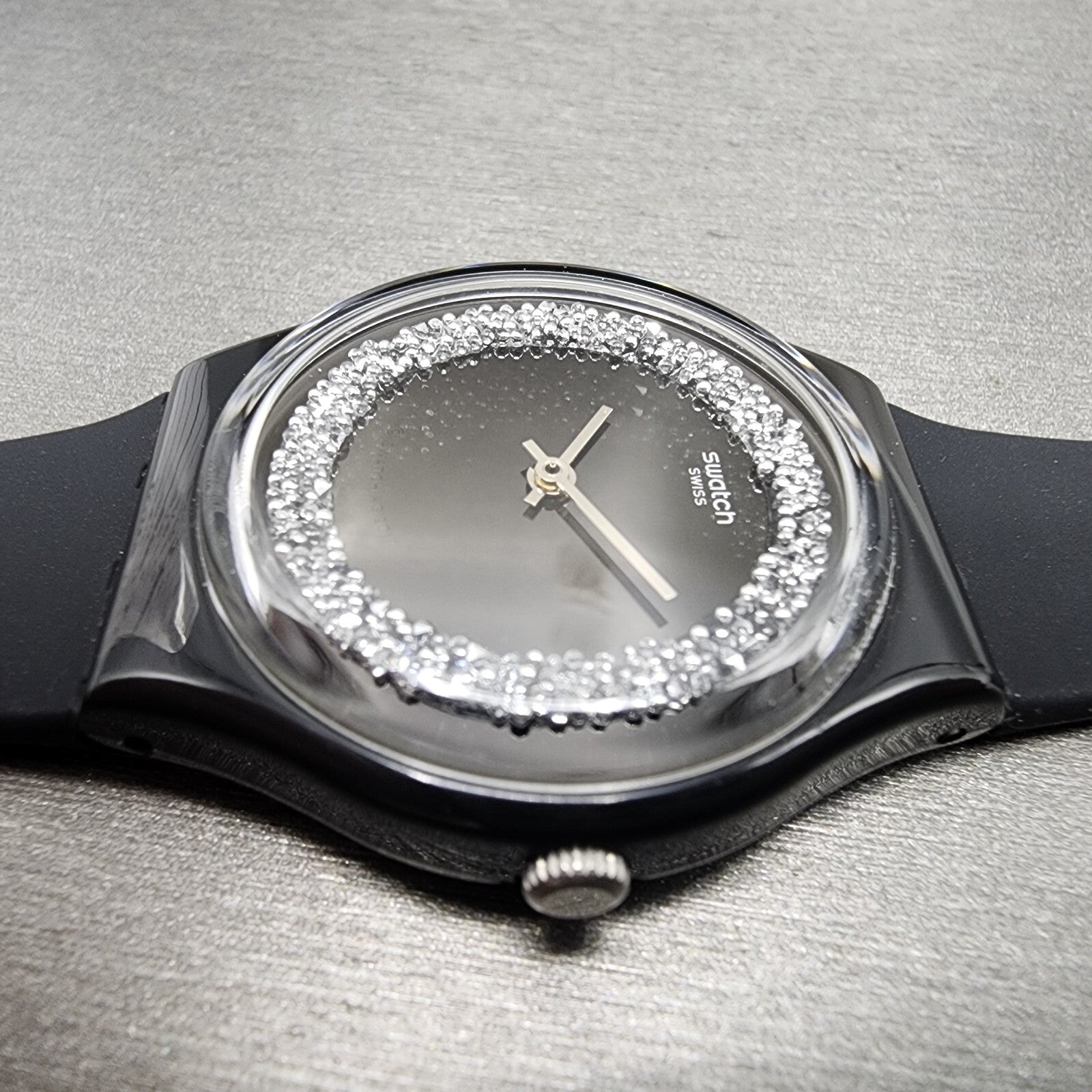 Swatch Sparkle Night Watch Women 34mm Black Dial Black Tone Round READ! New Batt3