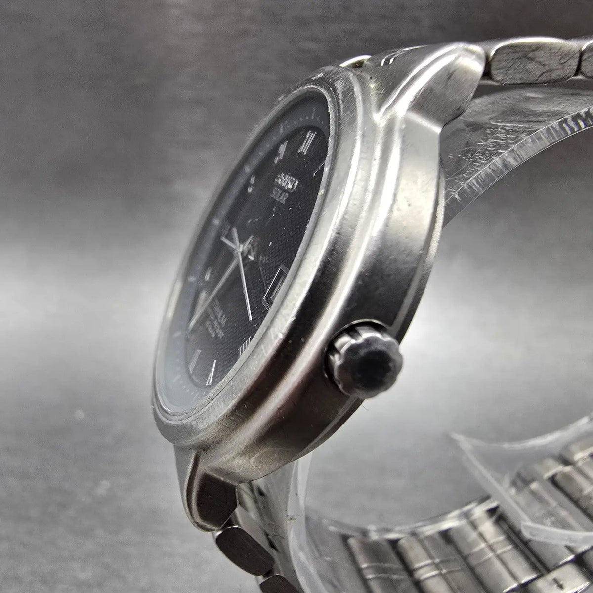 Seiko Solar Watch Men 35mm Black Dial Titanium Date Round 5K22-0A20 PARTS3