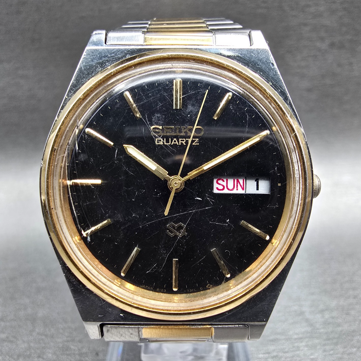 Seiko SQ Watch Men 34mm Black Dial Two Tone Daydate Round 8123-7230 New Battery0