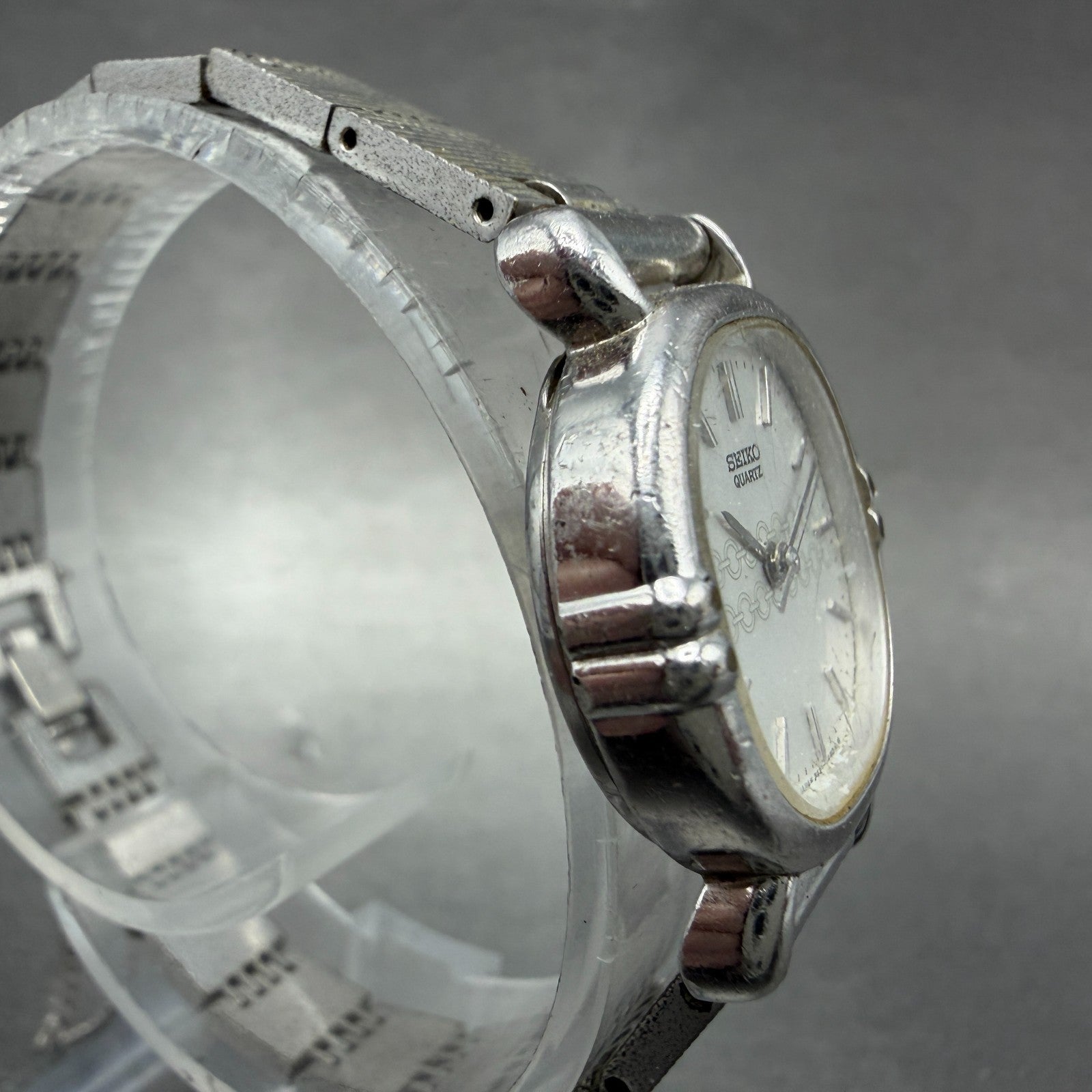 Seiko Watch Women 23mm Silver Dial Silver Tone Round 3421-5190 New Battery3