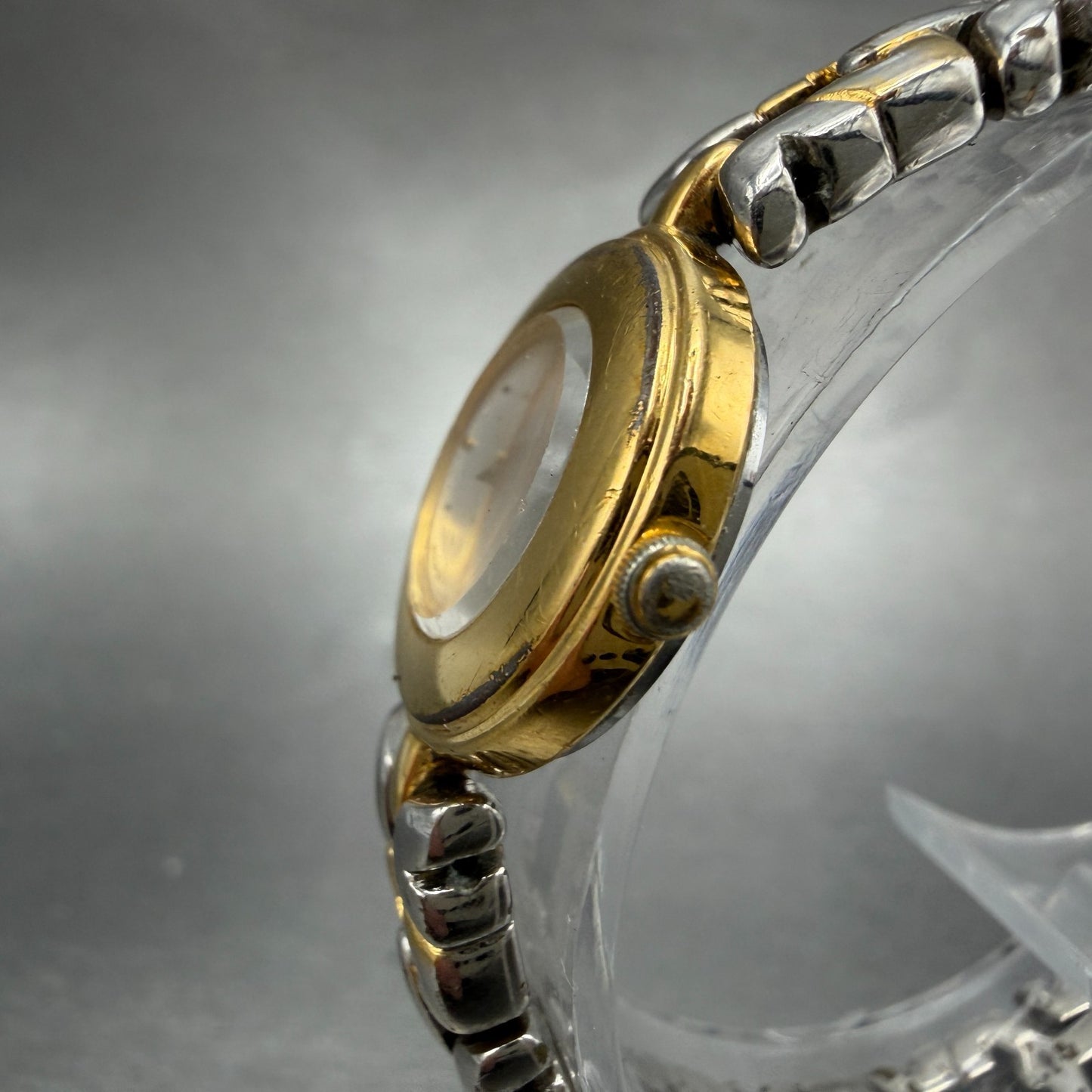 Seiko Watch Women 20mm Silver Dial Gold Tone Round 1N00-1C70 New Battery Vintage2