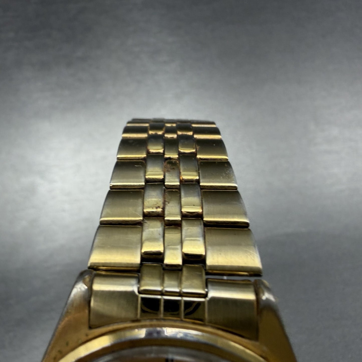 Seiko SQ Watch Men 35mm Gold Dial Gold Tone Daydate Round 5Y23-8040 New Battery4