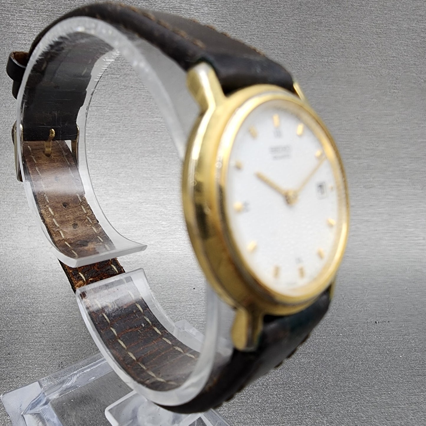 VTG Seiko Watch Women 27mm White Dial Gold Tone Date Round 7N890201 New Battery3