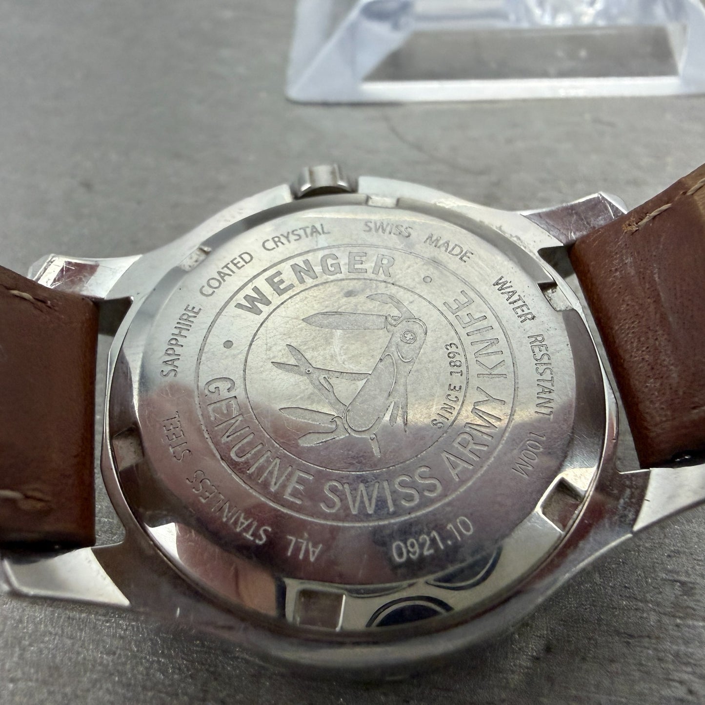 Wenger Dive Watch Men 35mm White Dial Silver Tone Daydate 0921.10 New Battery9