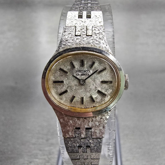 Seiko Watch Women 18mm Silver Dial Silver Tone Oval 1400-7389 Manual Wind Works0