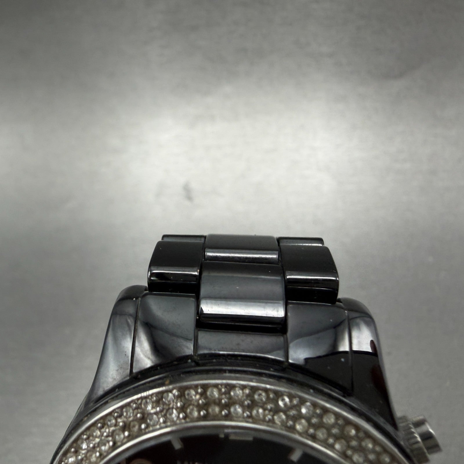 Michael Kors Runway Chrono Watch Women 40mm Black Dial Black Ceramic New Battery4