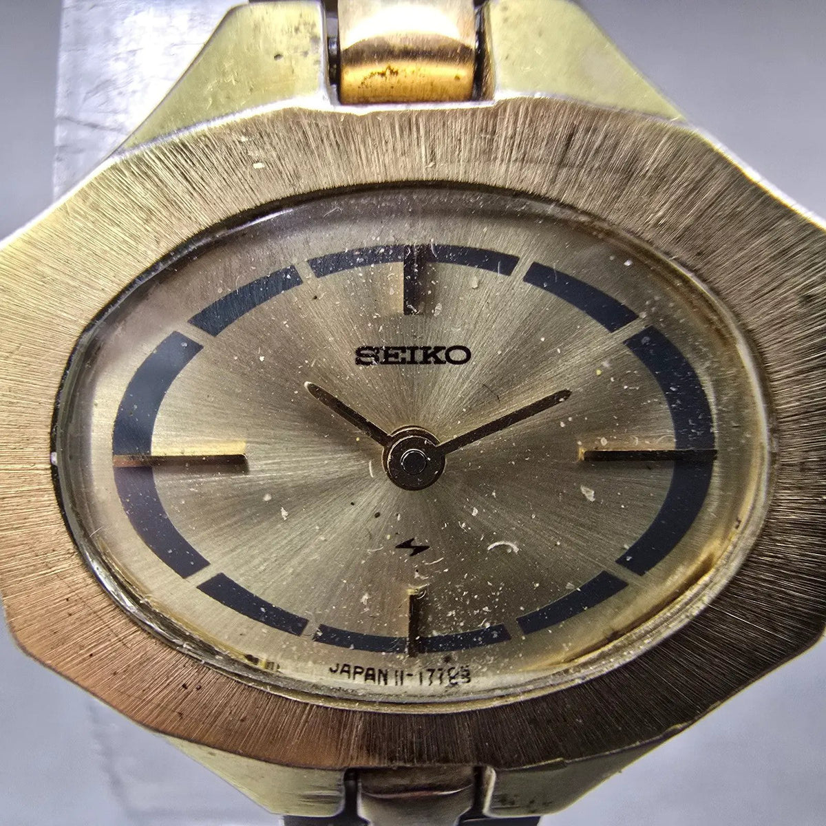 Seiko Watch Women 23mm Champagne Dial Two Tone Oval Vintage 11-7659 Manual Works1