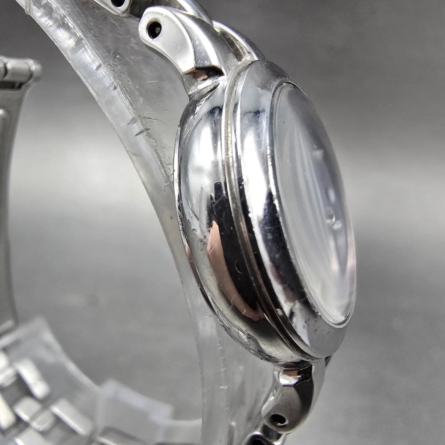 Seiko Solar Heart Watch Women 22mm Purple Dial Silver Tone Round V117-0BB0 Runs3