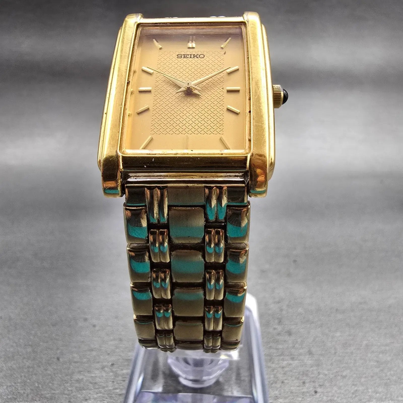Seiko Tank Watch Men 25mm Gold Tone Gold Dial Rectangle V701-5E49 New Battery5