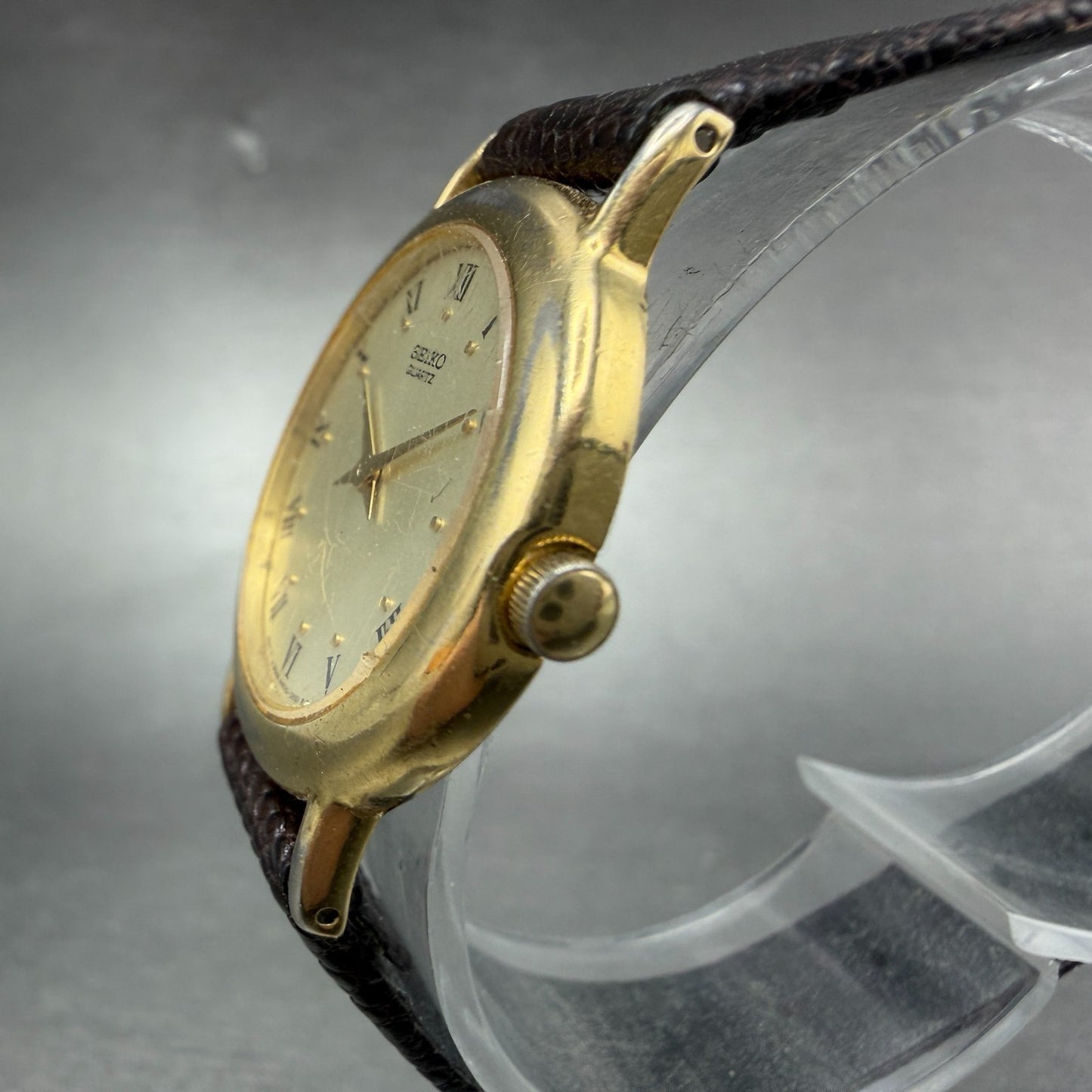 Seiko Watch Women 26mm Champagne Dial Gold Tone Round 4N00-0081 New Battery2