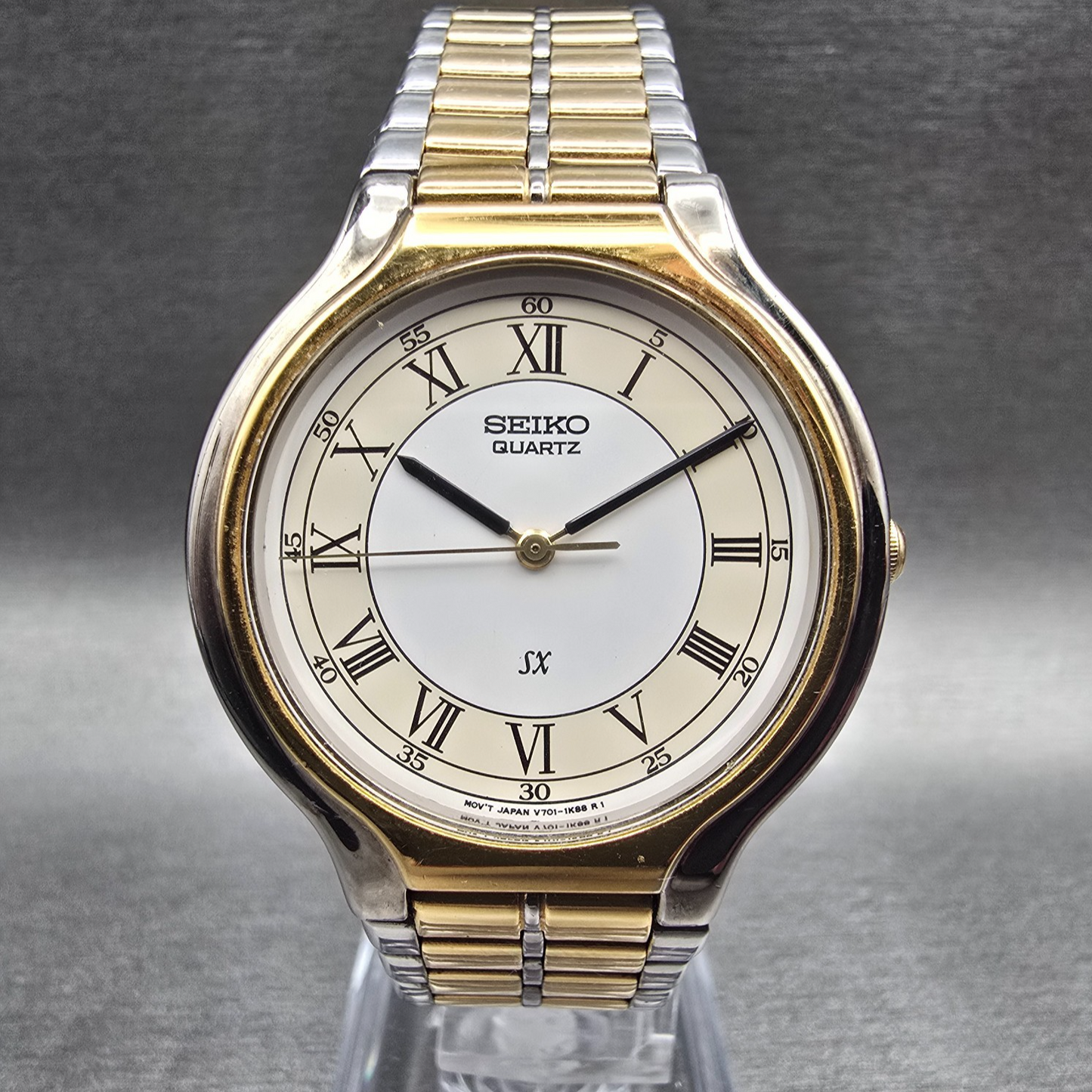 Seiko SX Watch Men 34mm White Dial Two Tone Round V701-6J60 New Battery VintageL0