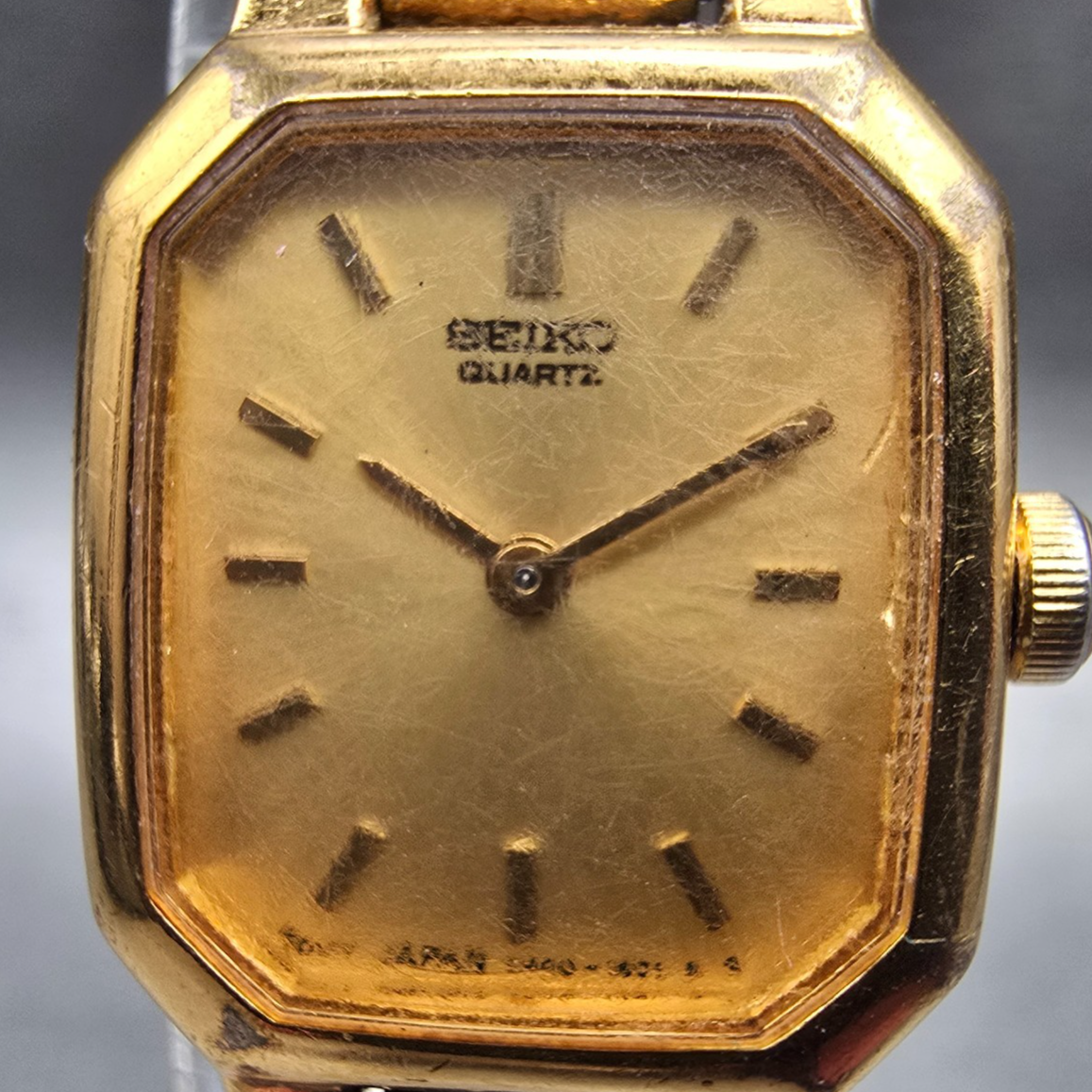 Seiko Watch Women 17mm Gold Dial Gold Tone Rectangle V400-5608 New Battery VTG1