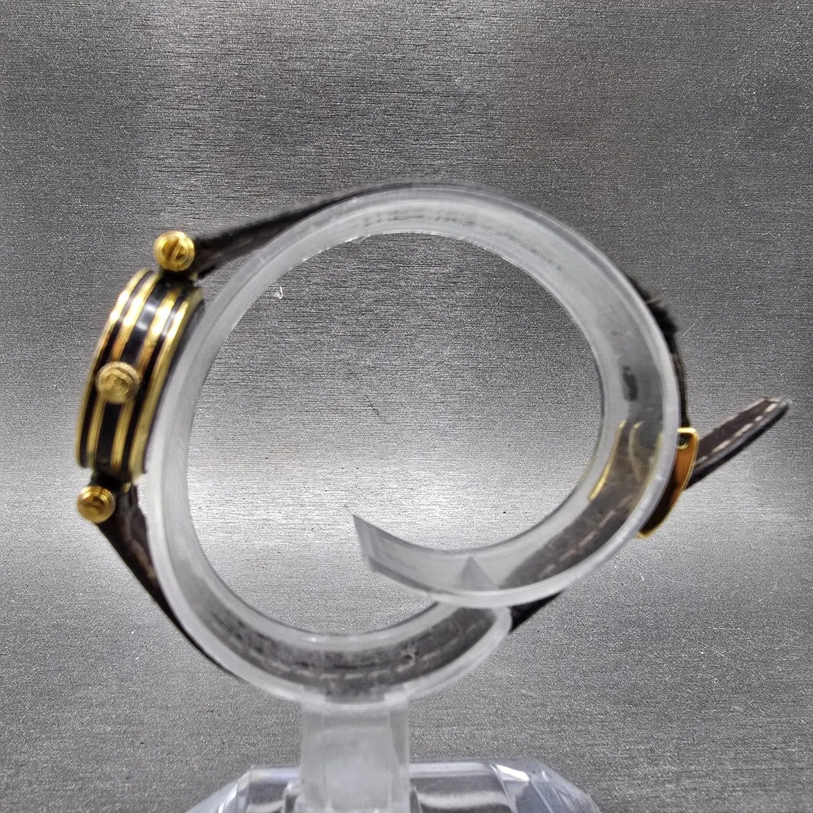 Gucci 2000L Watch Women 22mm Black Dial Gold Plated Round New Battery VTG BQWE7