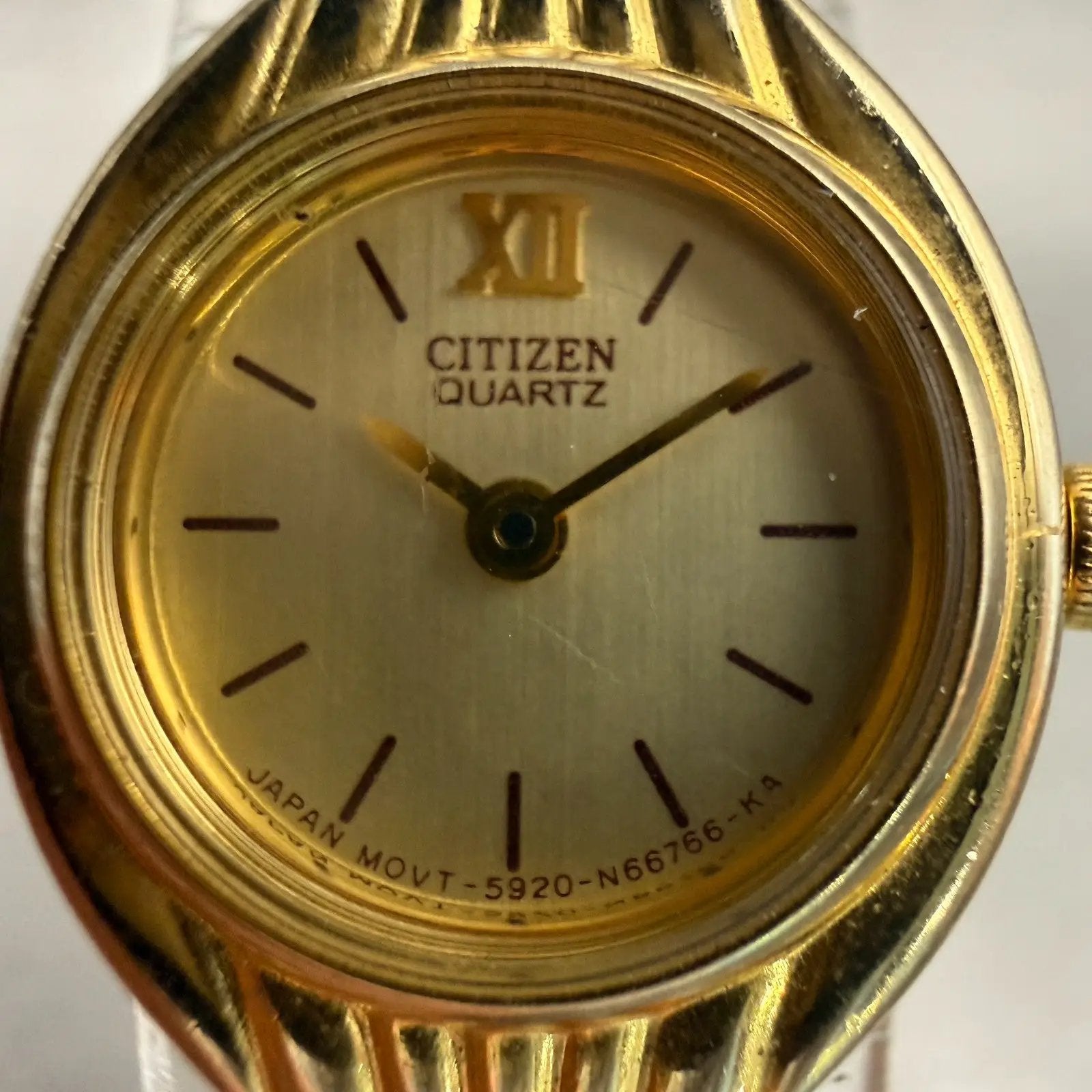 Citizen Watch Women 17mm Champagne Dial Gold Tone Oval 5920-S64291 New Battery1