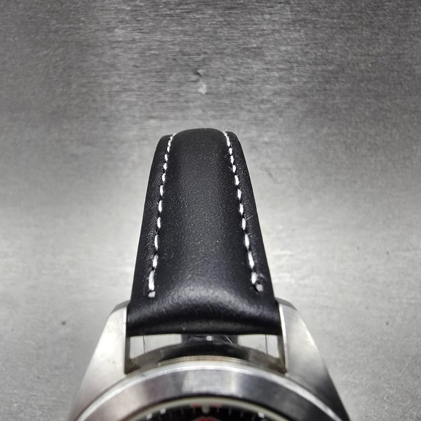 Victorinox Swiss Army Garrison Watch Women 34mm Black Dial Steel Date New Batt P4