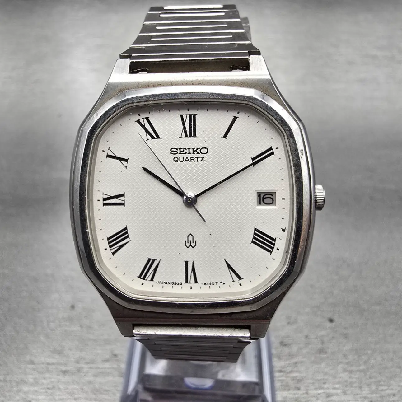 Seiko Watch Men 32mm White Dial Silver Tone Date Rectangle 5932-5030 New Battery0
