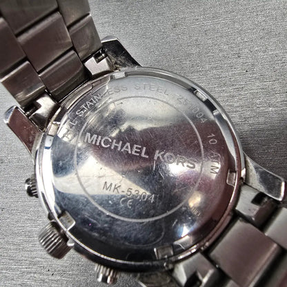 Michael Kors Runway Watch Women 38mm MOP Dial Chrono Date MK-5304 New Battery10