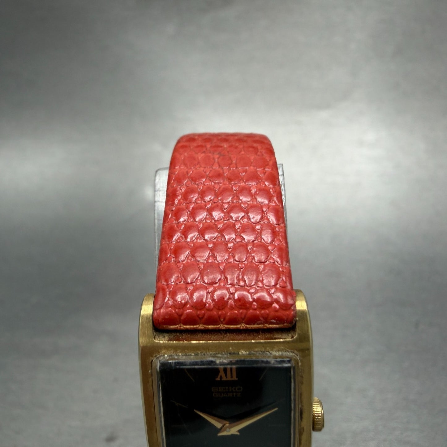 Seiko Tank Watch Women 17mm Black Dial Gold Tone Rectangle 2C20-5830 New Batt GT4