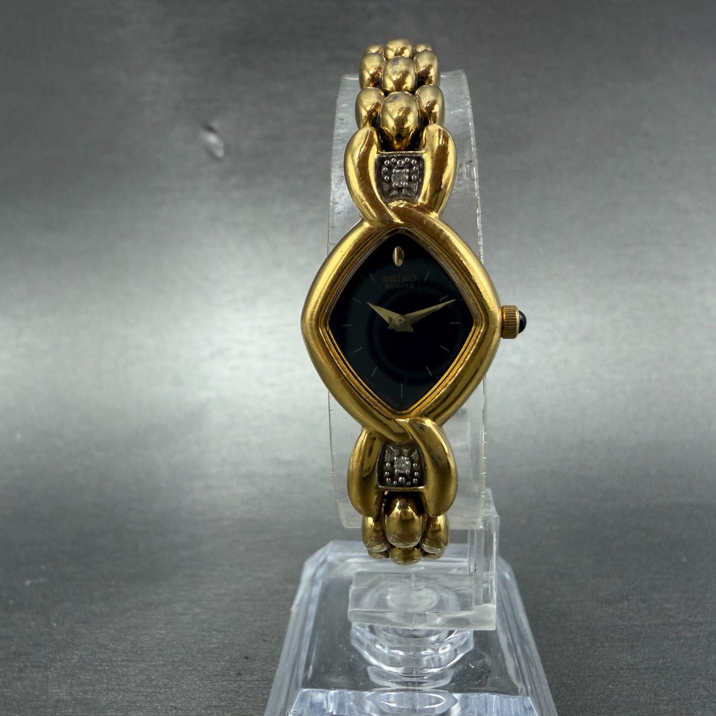 Seiko Watch Women 18mm Black Dial Gold Tone Diamond 4N00-6501 New Battery5