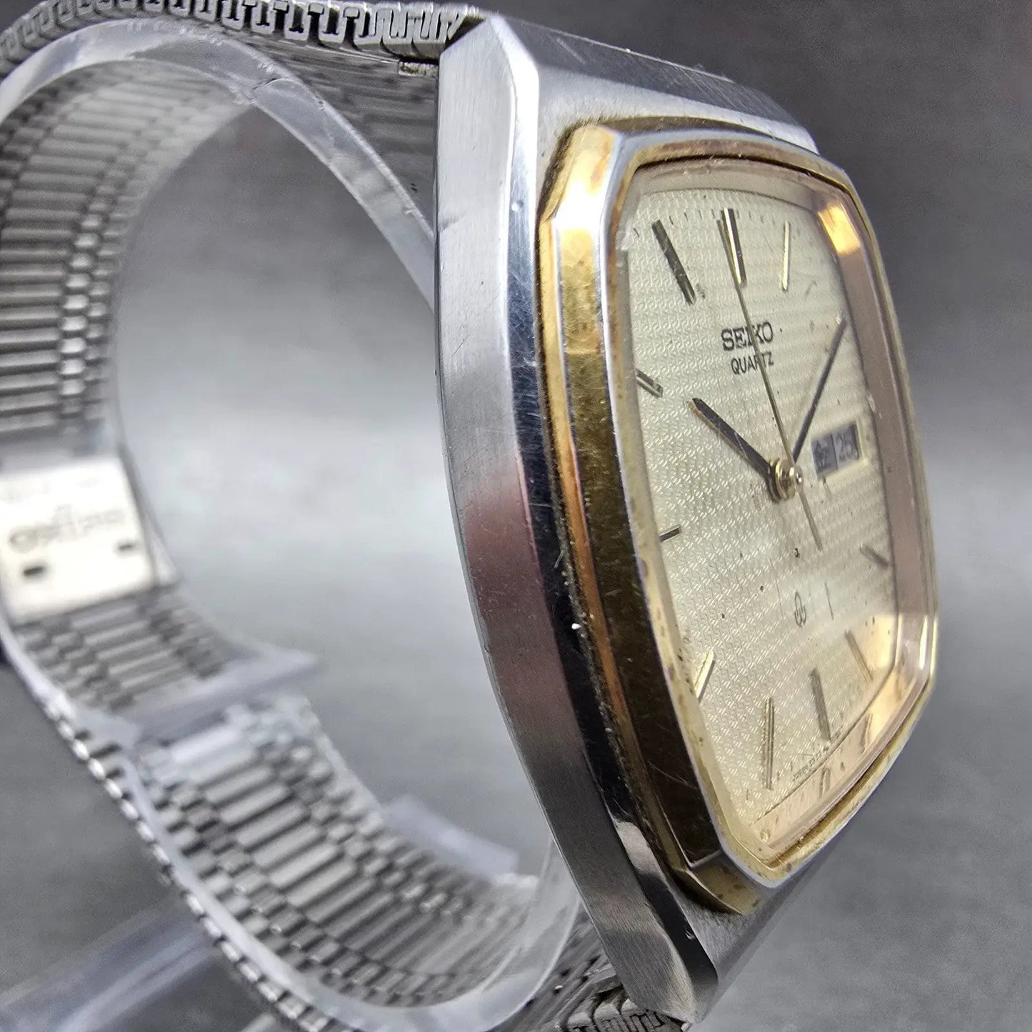 Seiko Watch Men 32mm Champagne Dial Two Tone Daydate 5933-5040 PARTS4