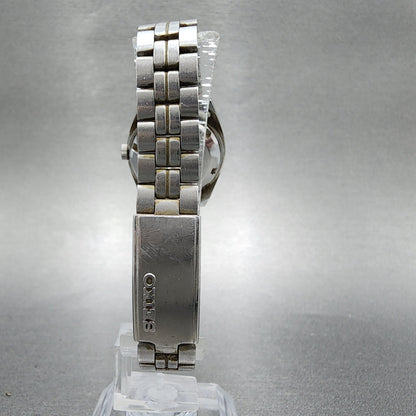 Seiko 5 Automatic Watch Women 26mm Silver Dial Silver Tone Daydate 42060010 Run8