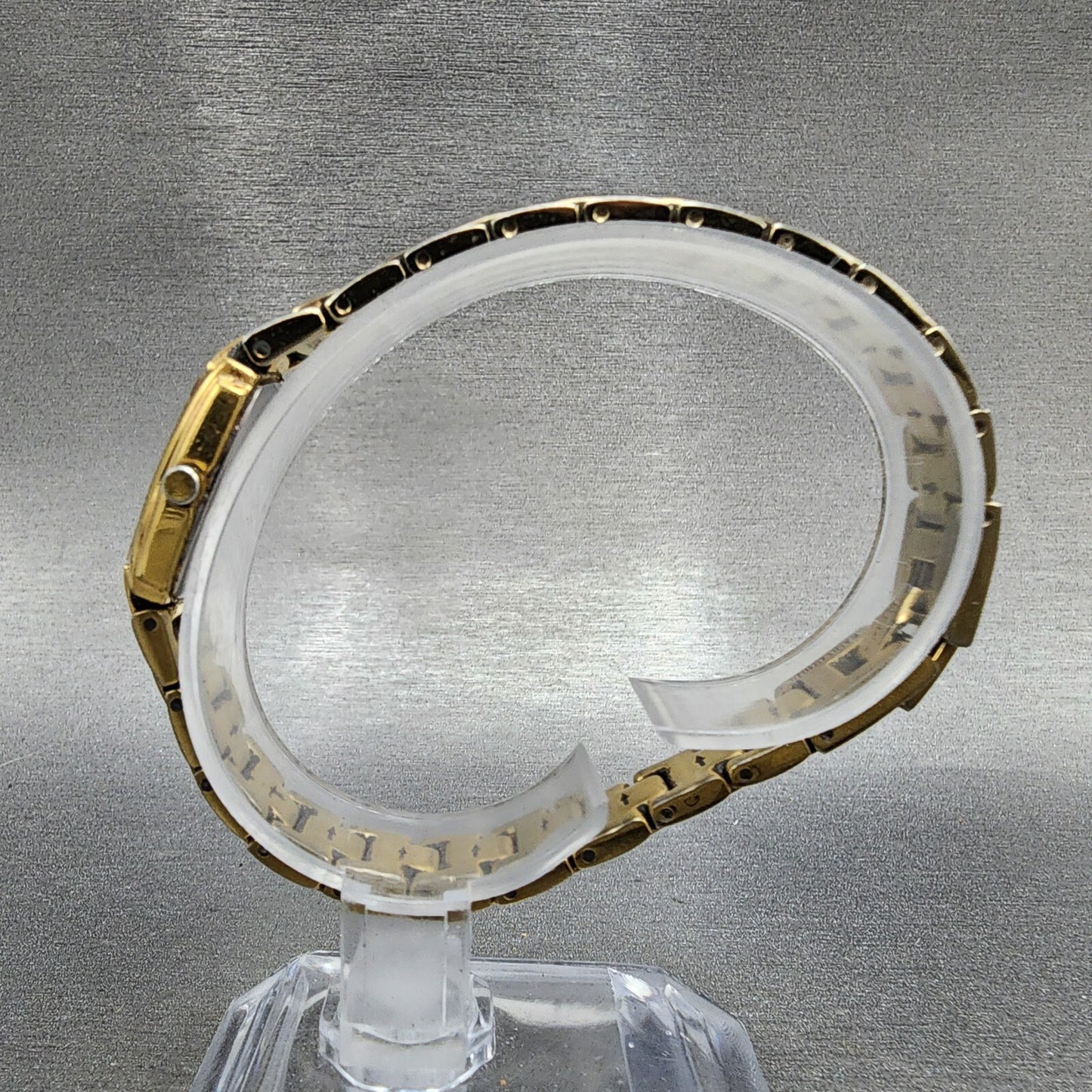 Seiko Tank Watch Women 16mm White Dial Gold Tone Rectangle 1N000GA0 New Battery6