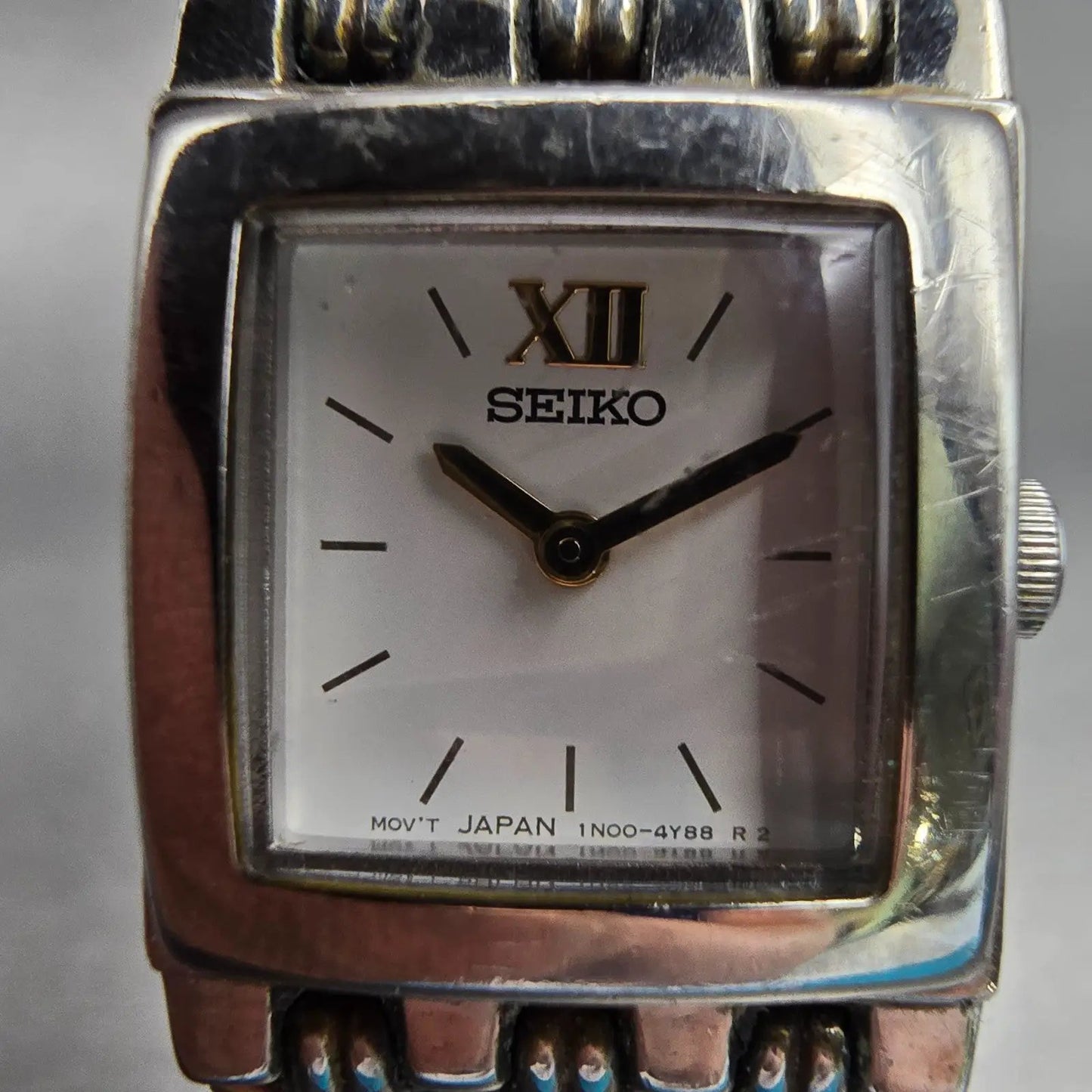 Seiko Watch Women 19mm White Dial Silver Tone Rectangle 1N01-5010 New Battery1