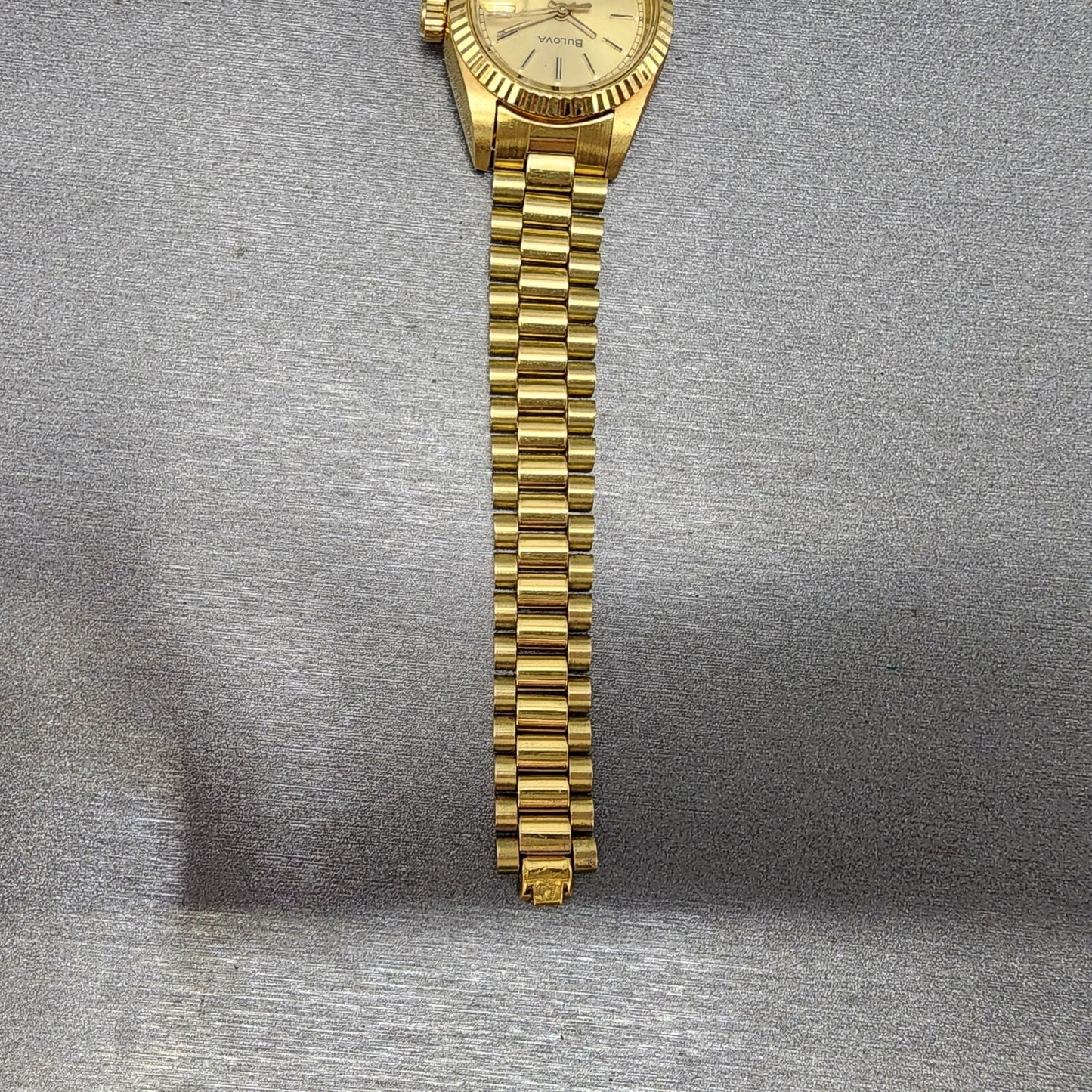 Bulova Watch Women 26mm Gold Dial Gold Tone Date Round BROKEN BAND New Battery6