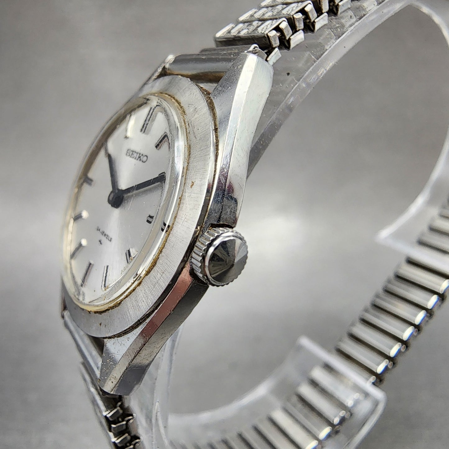 Seiko Watch Women 25mm White Dial Silver Tone Round 25590010 New Battery2