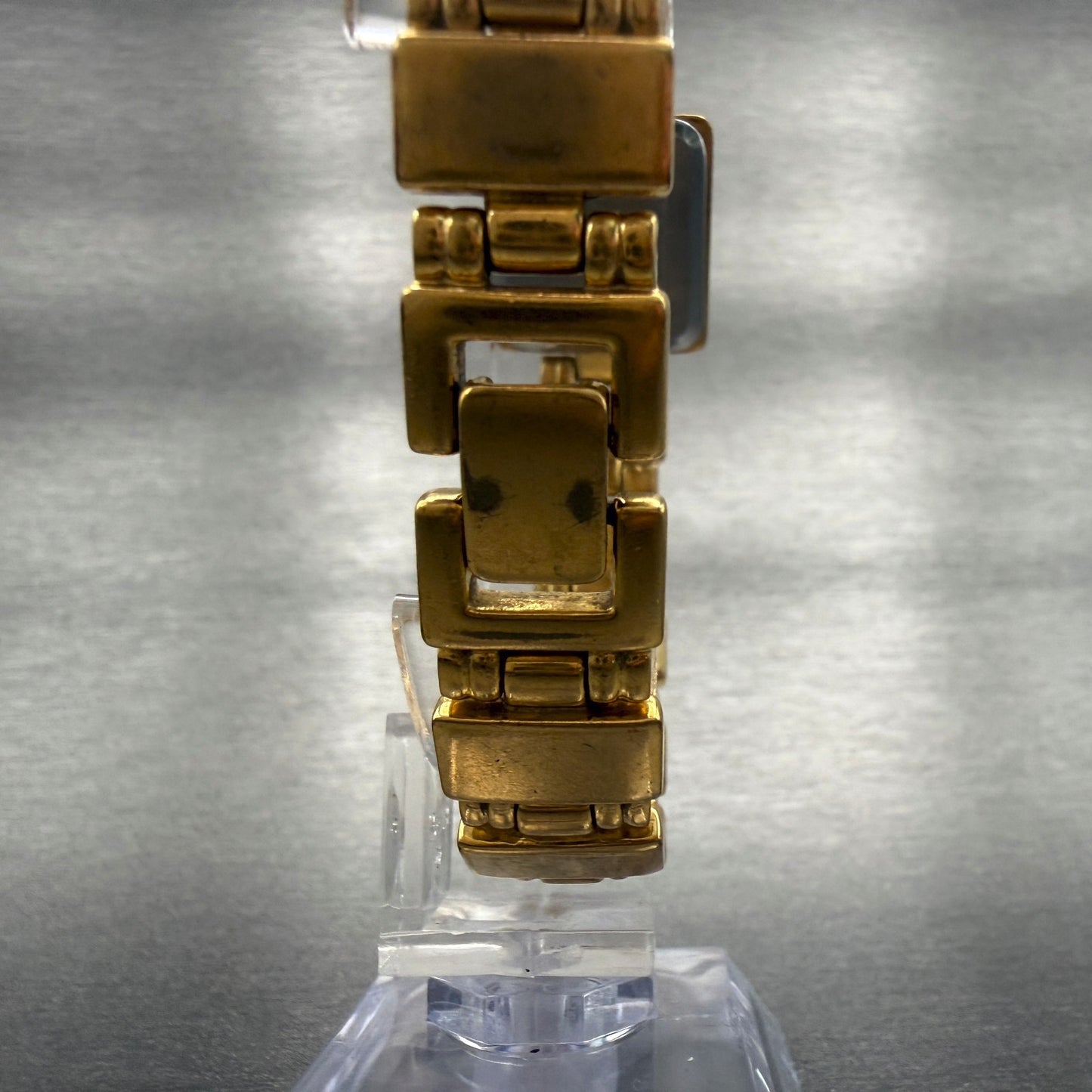 Seiko Watch Women 19mm White Dial Gold Tone Square V400-6280 New Battery7