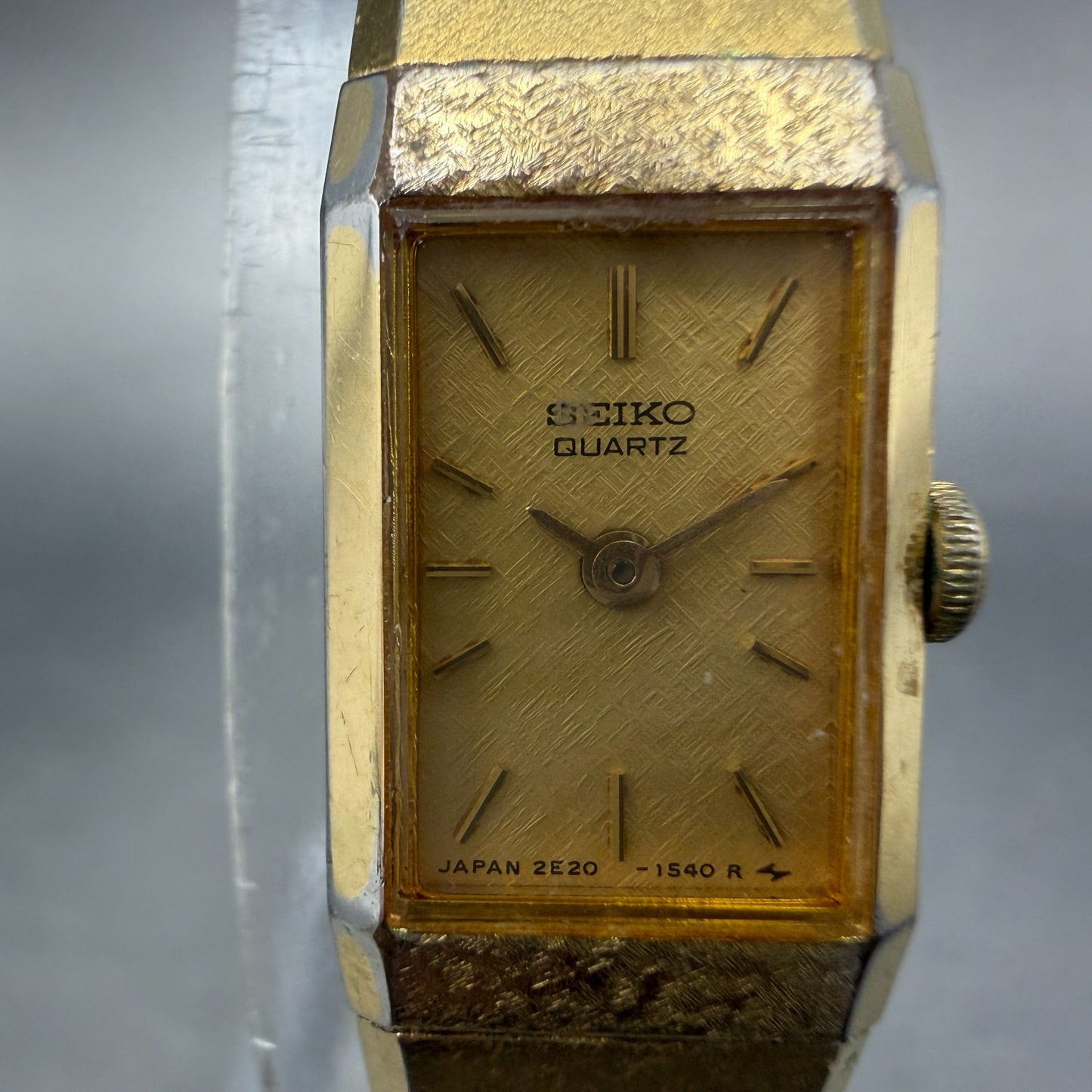 Seiko Tank Watch Women 12mm Champagne Dial Gold Tone 2e20-6259 New Battery JKBK81