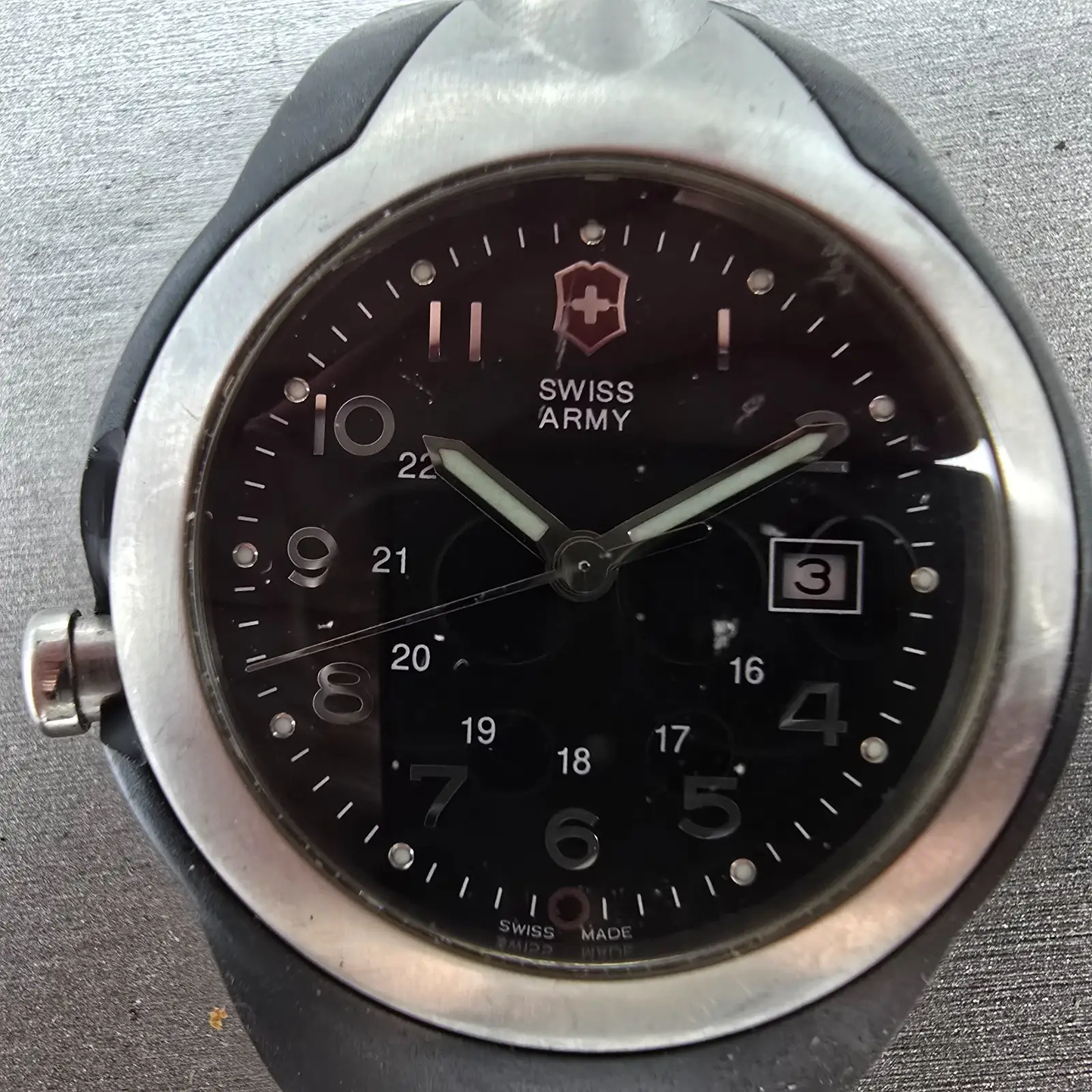 Victorinox Swiss Army Night Vision watch Men 41mm Black Dial Black Date READ!!!2