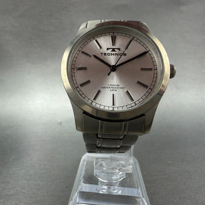 Technos Watch Men 37mm Silver Dial Titanium Round T-1079 New Battery W/box6