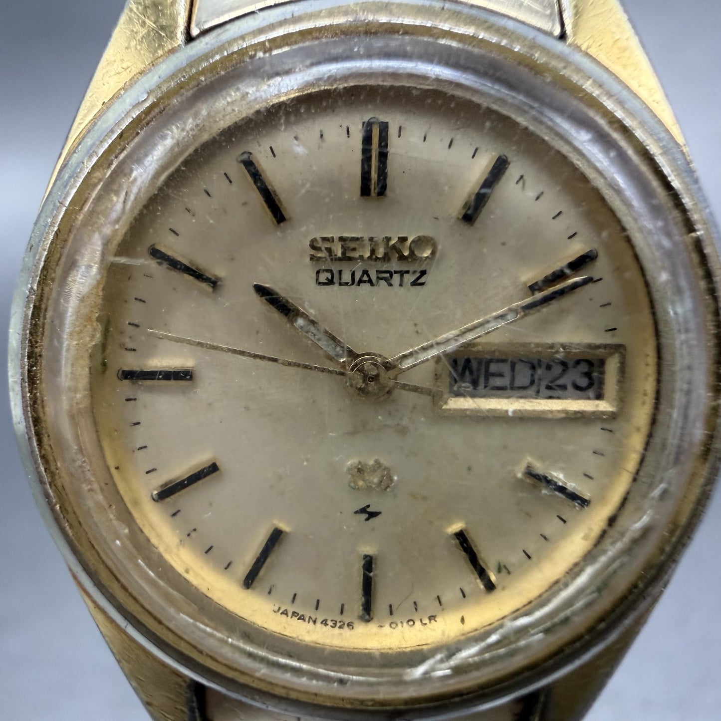 Seiko SQ Watch Women 25mm Champagne Dial Gold Tone Daydate 4326-0019 New Battery1