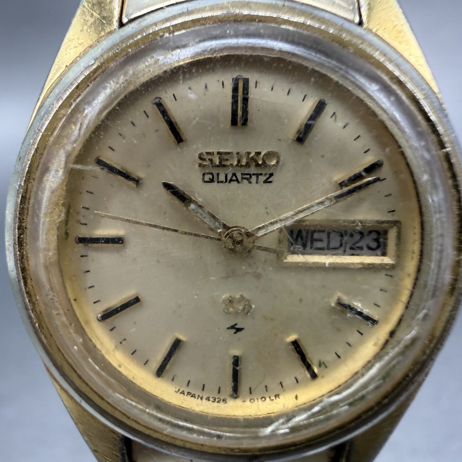 Seiko SQ Watch Women 25mm Champagne Dial Gold Tone Daydate 4326-0019 New Battery1