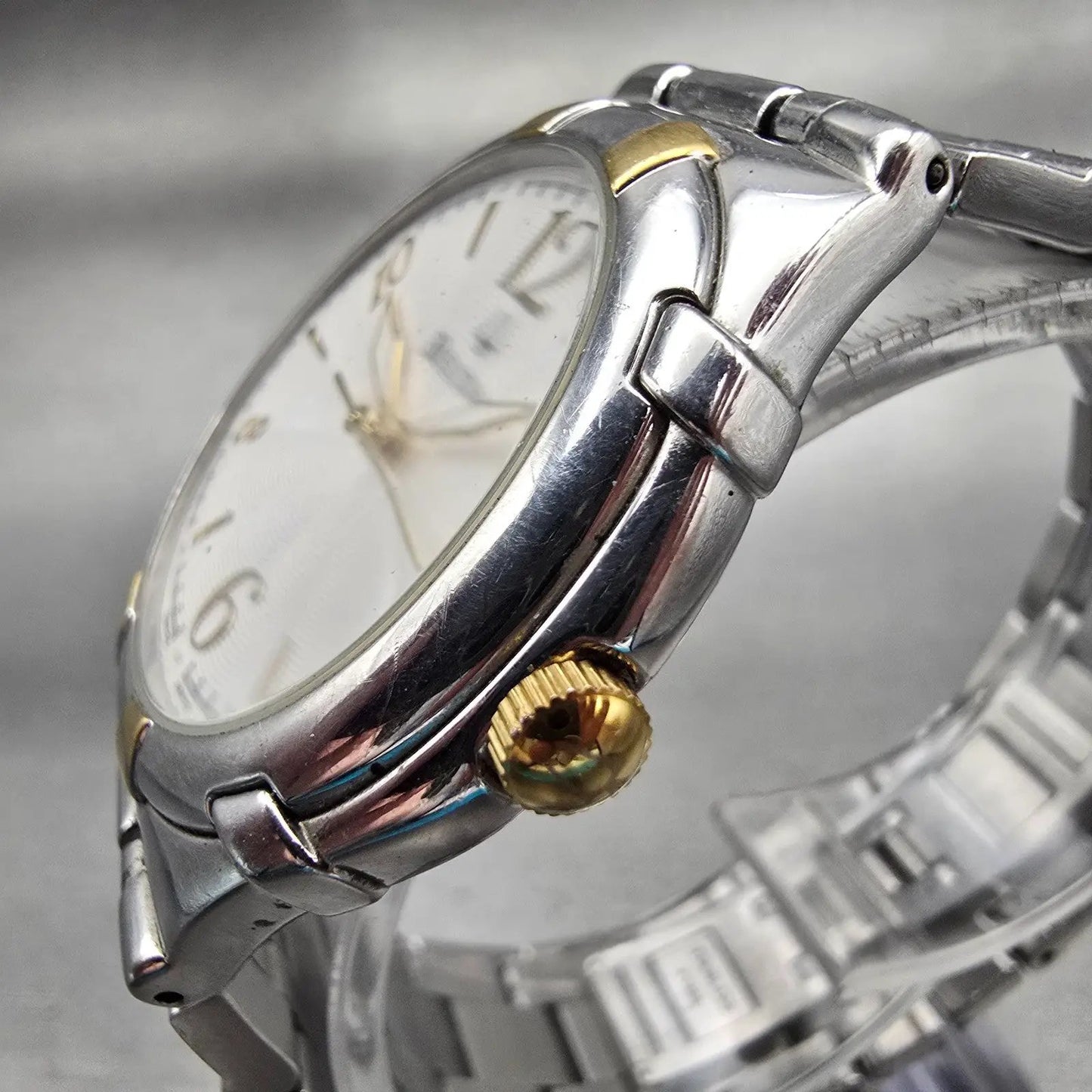 Bulova Watch Men 38mm White Dial Two Tone Date Round 98H02 New Battery2