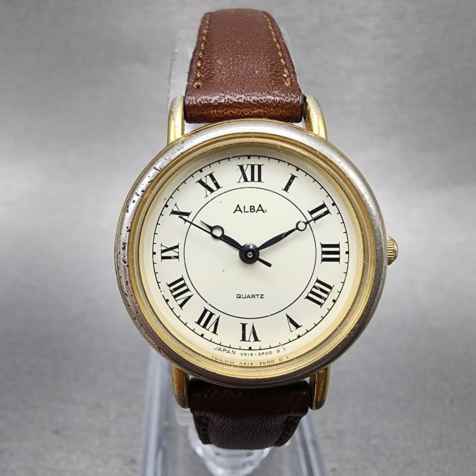 Seiko Alba Watch Women 25mm White Dial Gold Tone Round V5156A20 New Battery0