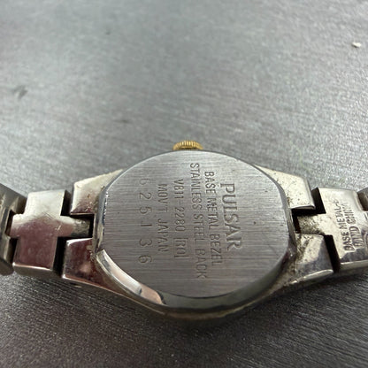 Seiko Pulsar Watch Women 17mm Silver Dial Two Tone Round V811-2280 New Battery9