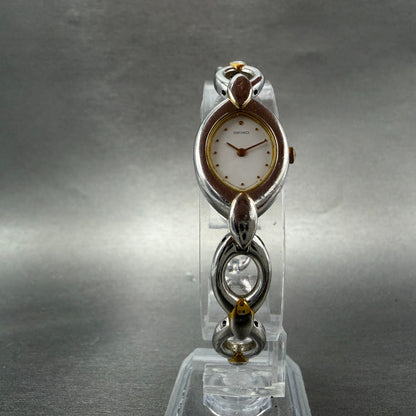 Seiko Watch Women 17mm White Dal Two Tone Oval 2E20-5450 New Battery Vintage5