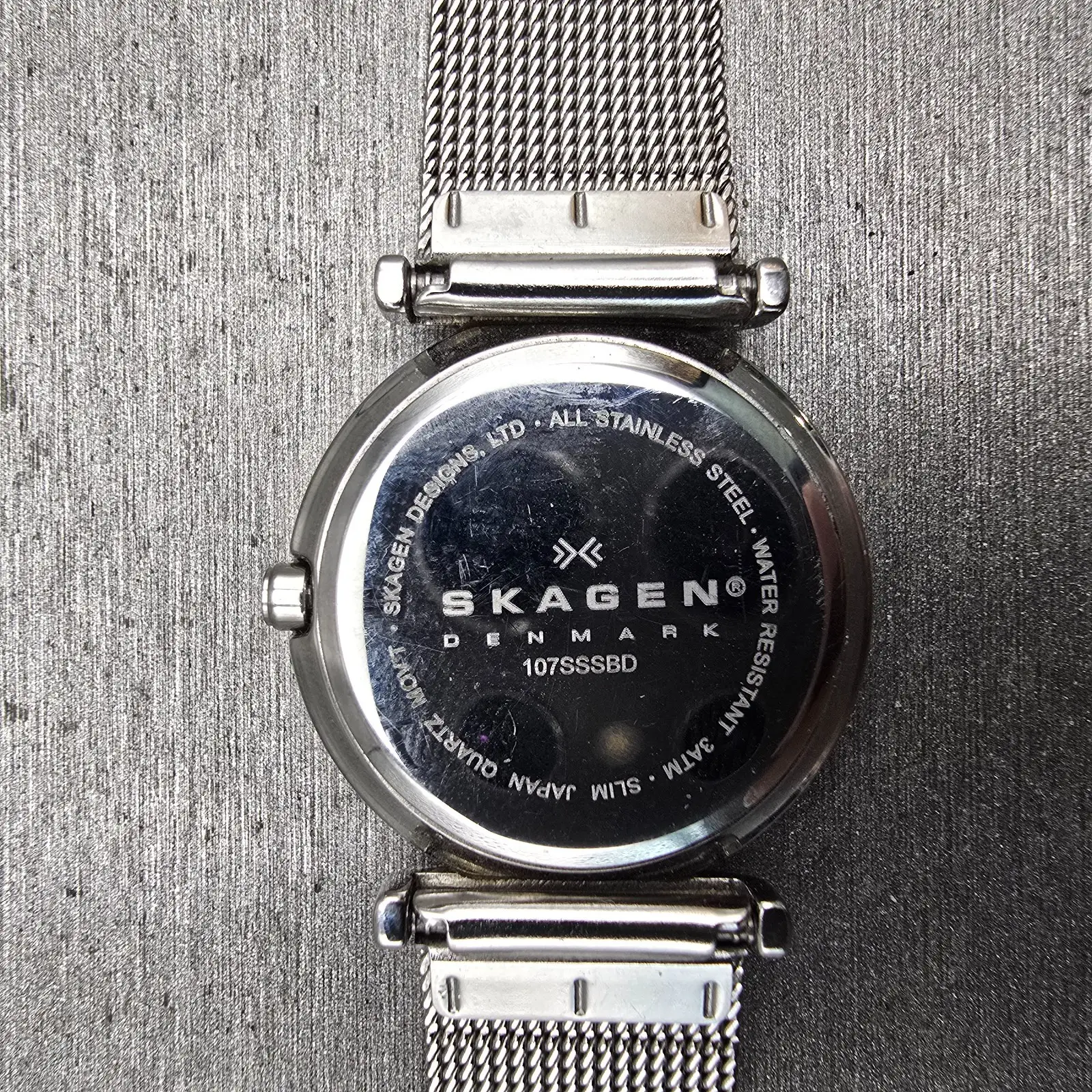 Skagen Watch Women 22mm Black Dial Silver Tone Round 107SSSBD New Battery Mesh10