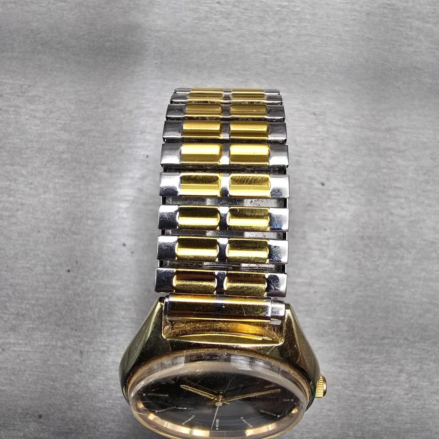 Citizen CQ Watch Men 35mm Black Dial Gold Tone Daydate Round 1100-S63812 New Bat4