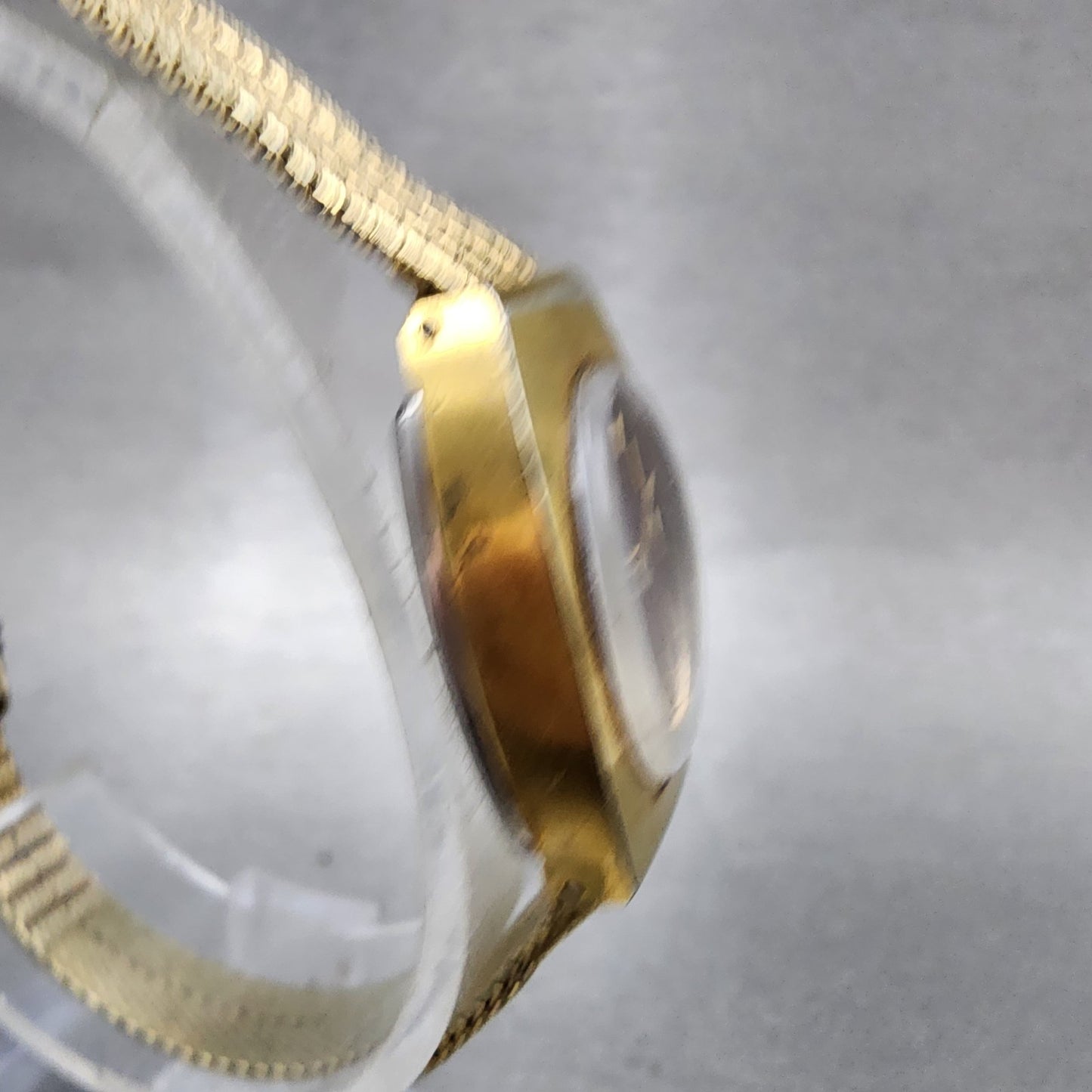 Seiko Watch Women 15mm Brown Dial Gold Tone Manual Wind Rectangle 117039 Runs3