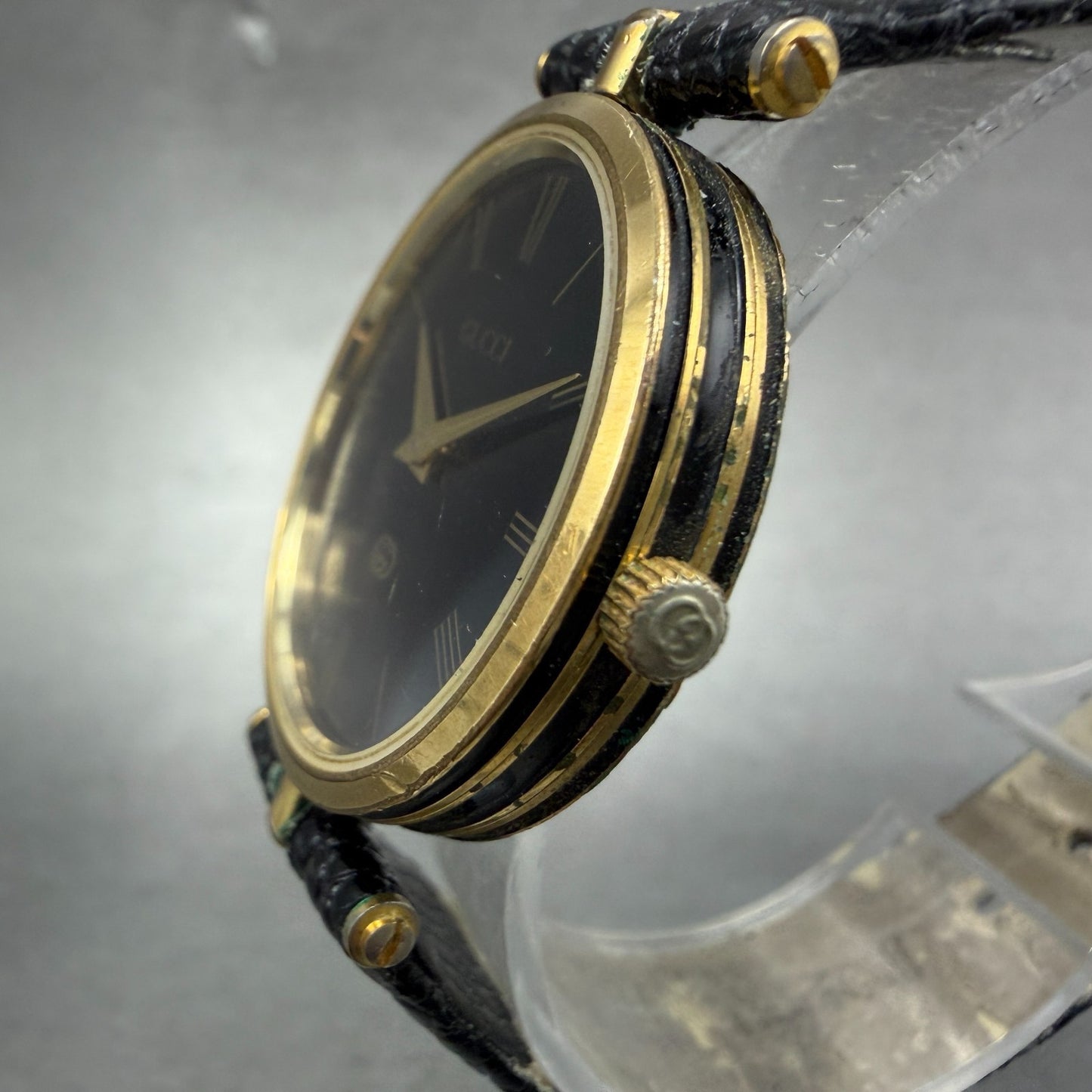 Gucci 2000M Watch Men 30mm Black Dial Gold Plated Leather Round New Battery VTG2