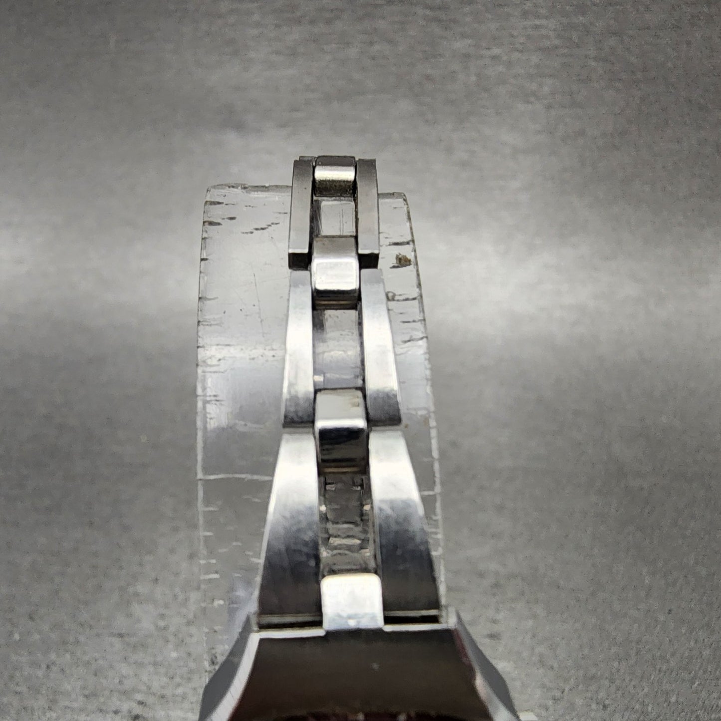 Seiko Watch Women 18mm Red Dial Stainless Steel Rectangle Manual Wind Runs VTG3