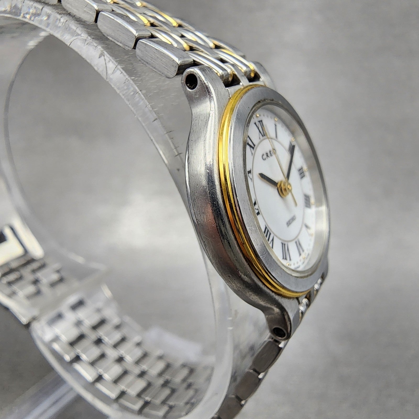 Seiko Creo Watch Women 24mm White Dial Two Tone Round 1F210B70 New Battery3