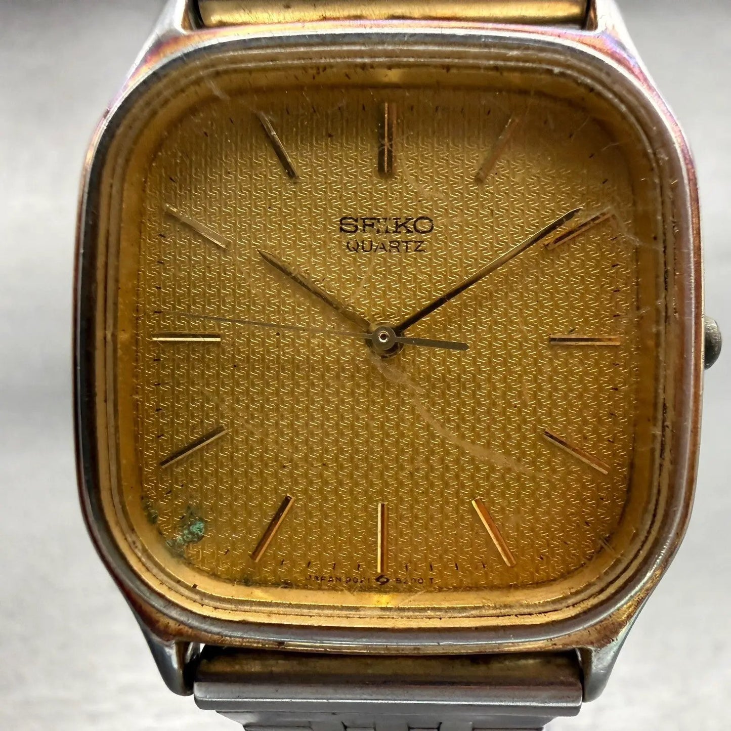 Seiko Watch Men 30mm Gold Dial Two Tone Rectangle 9021-5160 New Battery Vintage1