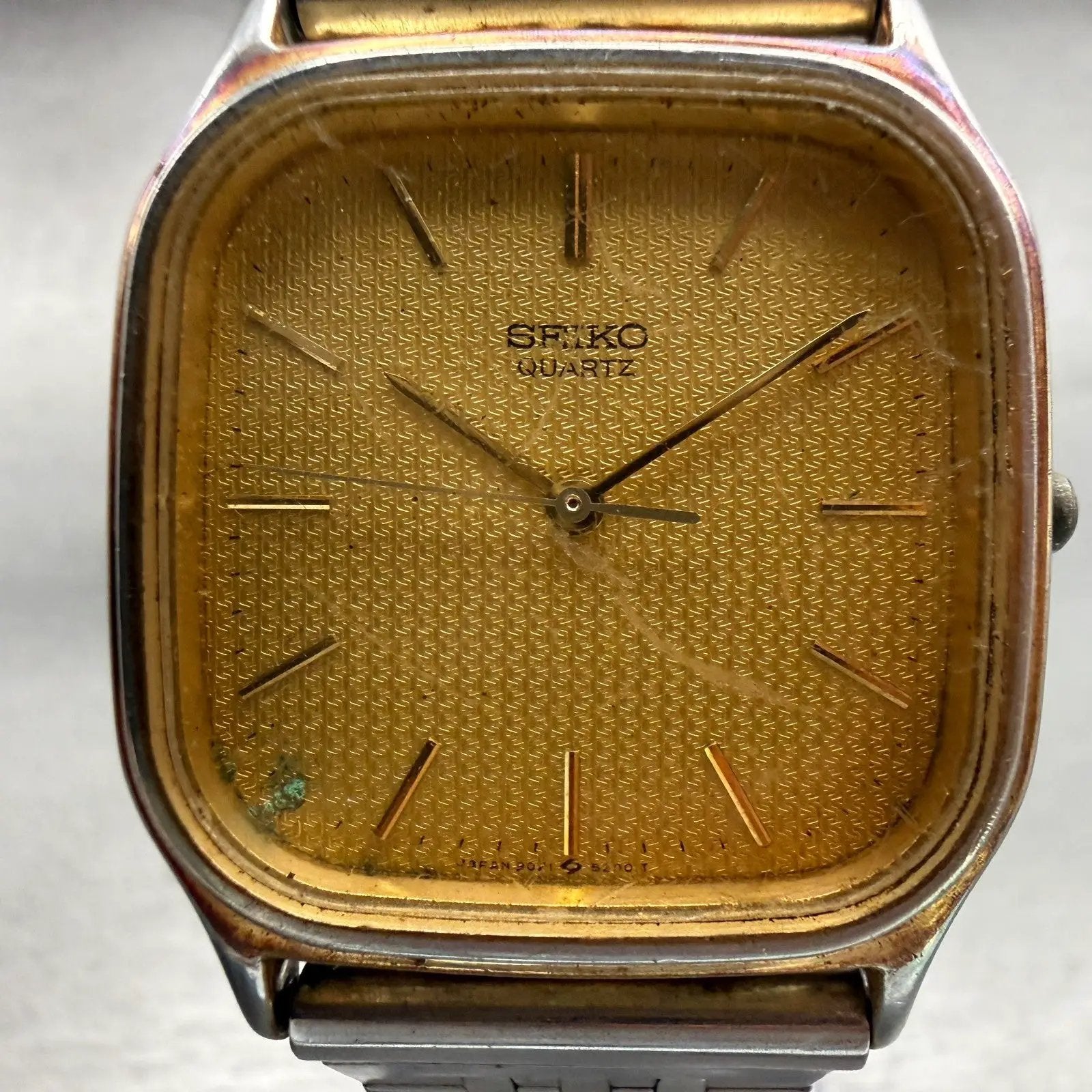 Seiko Watch Men 30mm Gold Dial Two Tone Rectangle 9021-5160 New Battery Vintage1