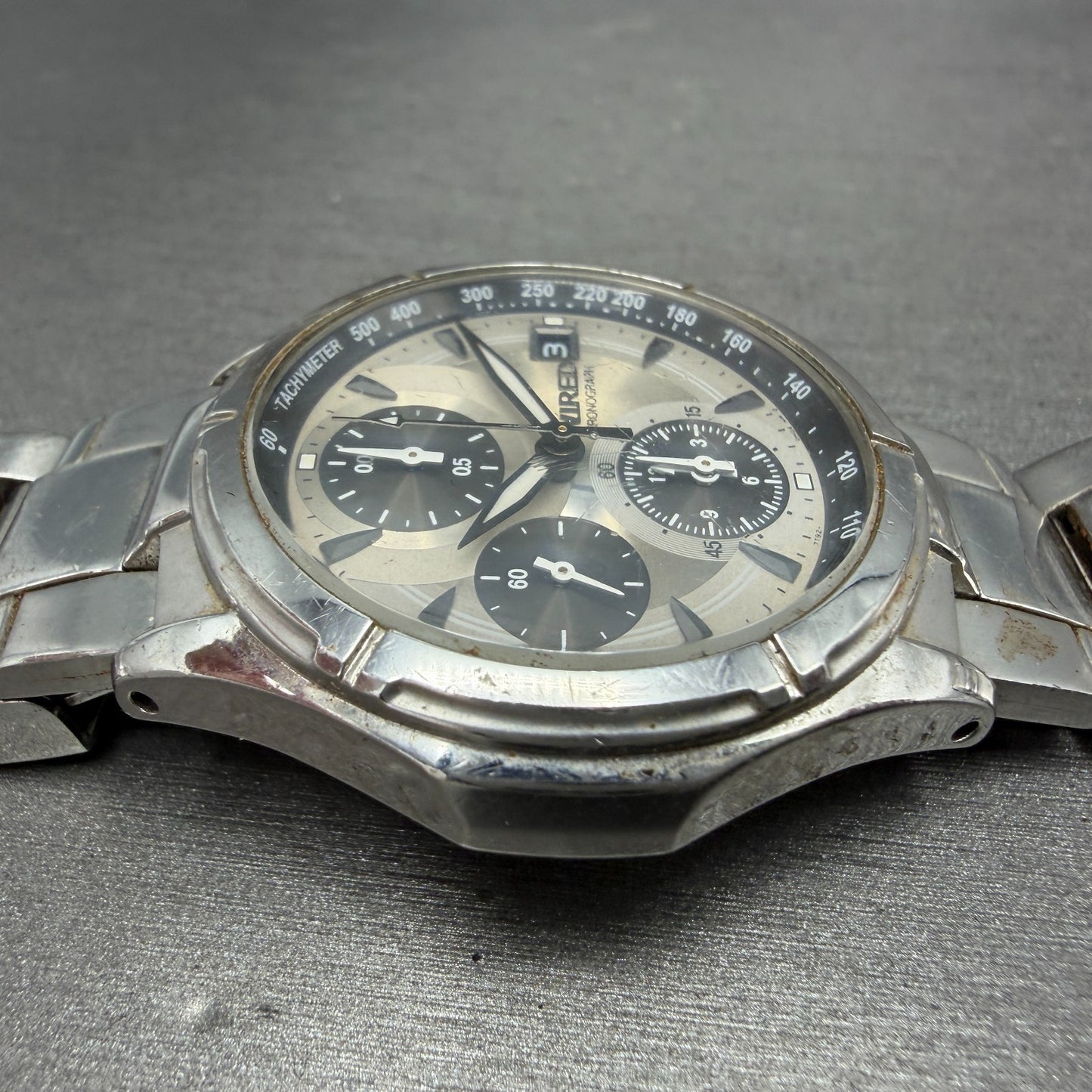 Seiko Wired Chronograph Watch Men 40mm Silver Dial Silver Tone Date BROKEN BAND5