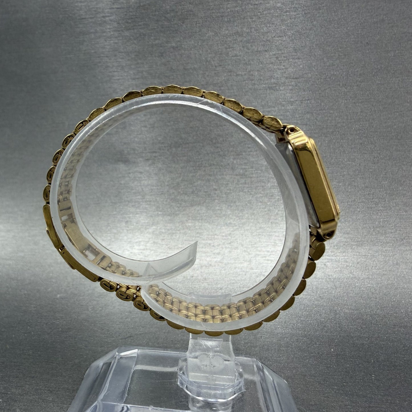 Seiko Tank Watch Women 18mm Champagne Dial Gold Tone Rectangle V401-5129 NewBatt8